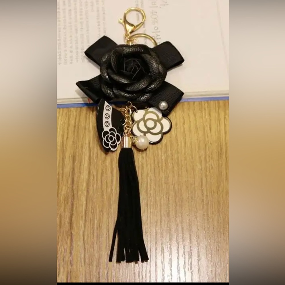 Camellia tassel key chain purse Charm